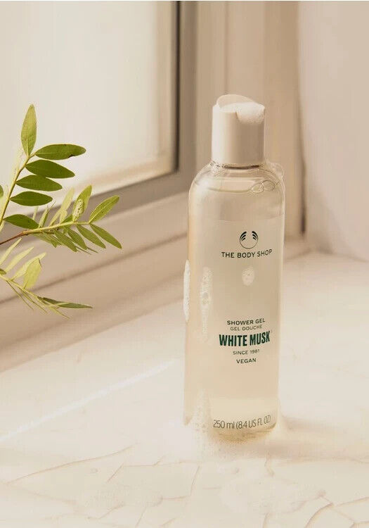 NEW!!! The Body Shop White Musk Sumptuous Silk Shower Gel- 250ml