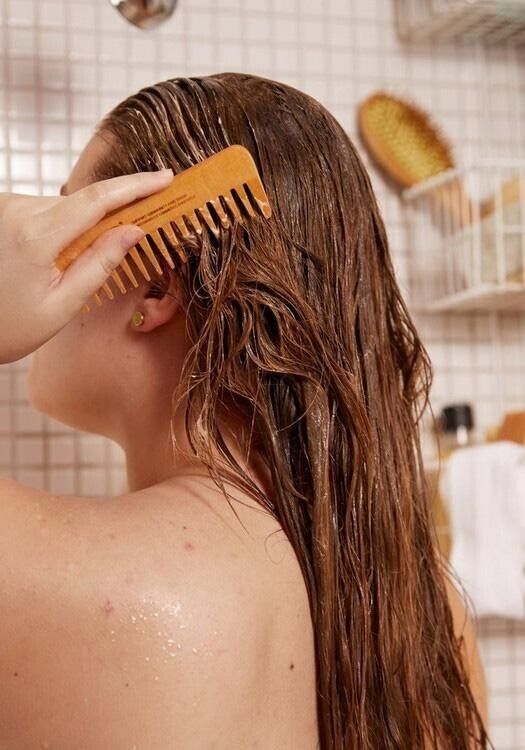 NEW!!! The Body Shop - Banana Conditioner 250ml