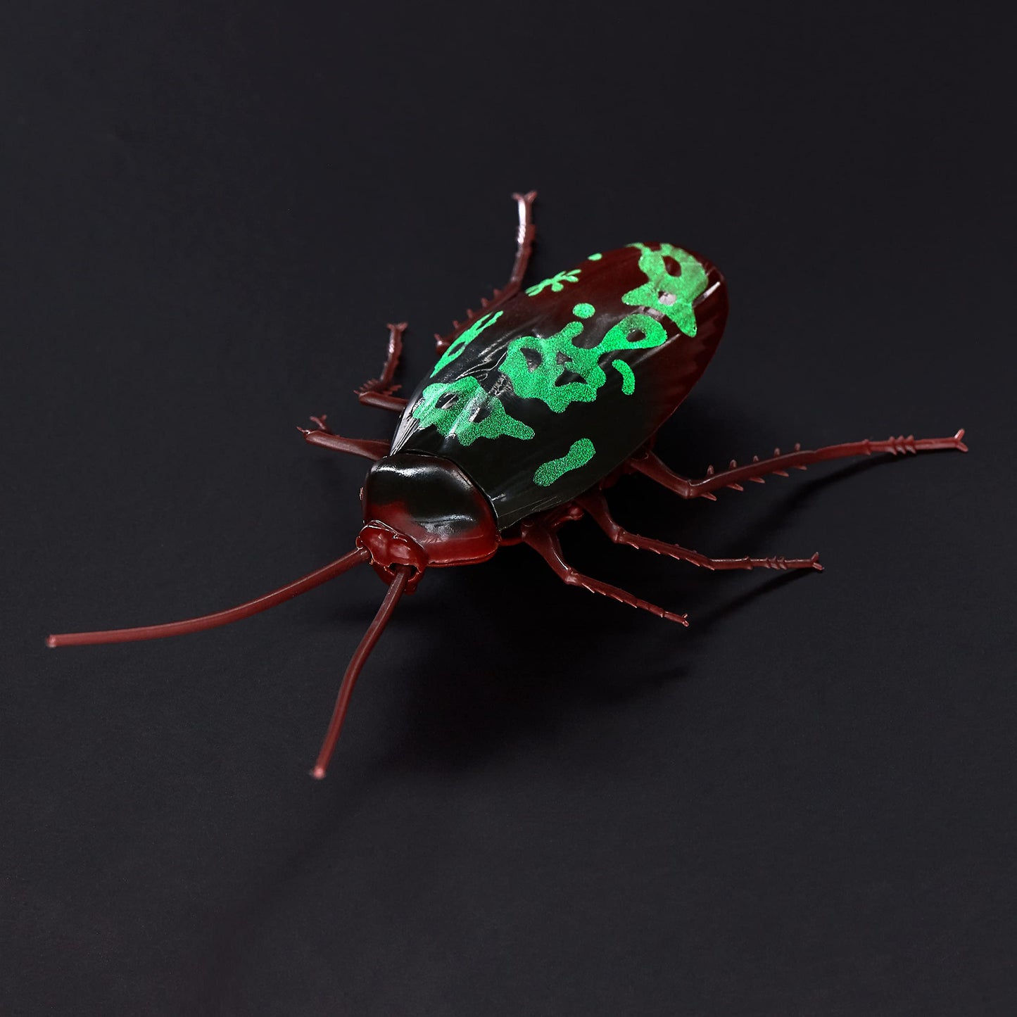 Zuru ROBO ALIVE CRAWLING COCKROACH SERIES 2