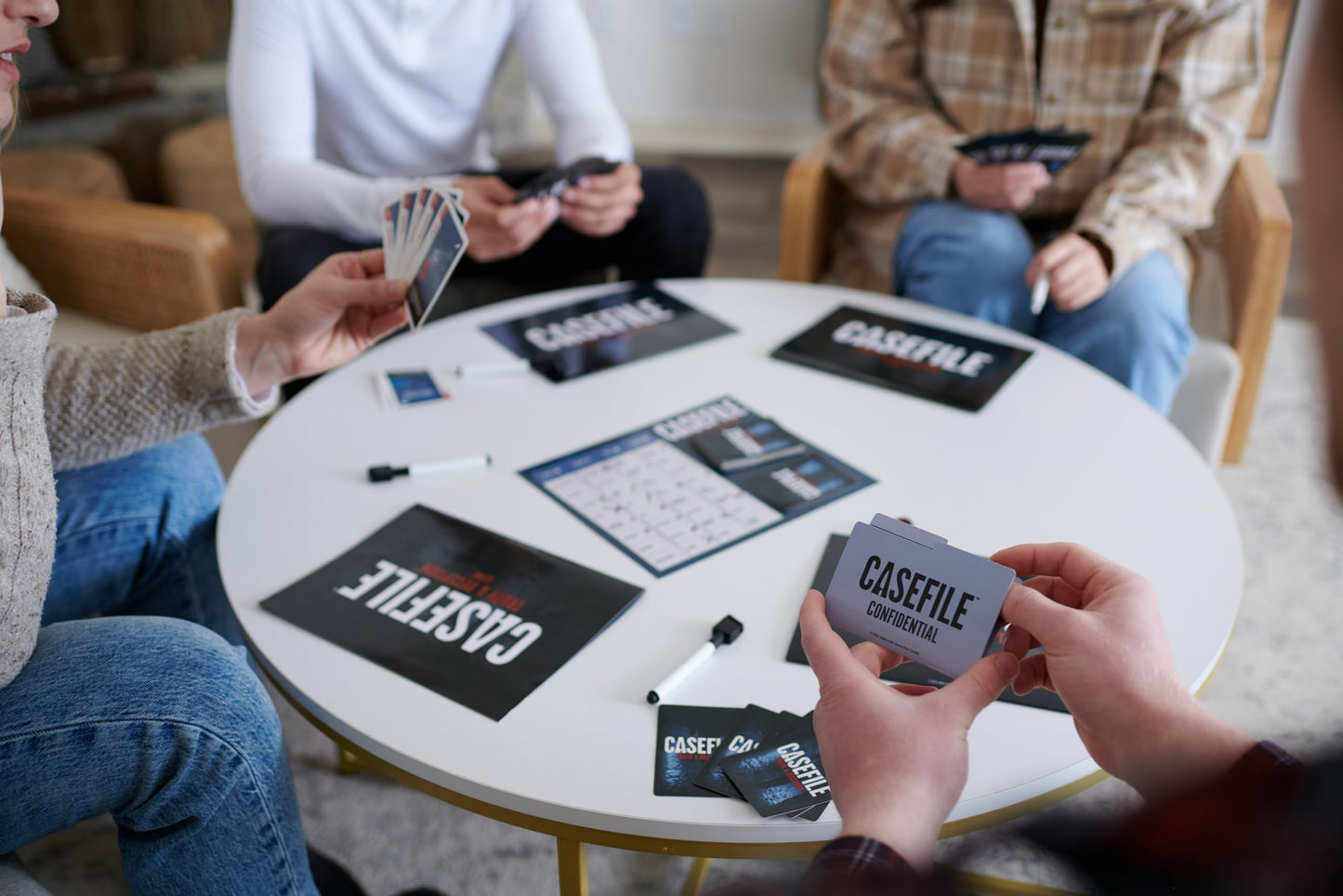 Goliath Games - Casefile: Truth and Deception, True Crime Murder Mystery Board Game for 3-4 Players, Ages 12+, Black