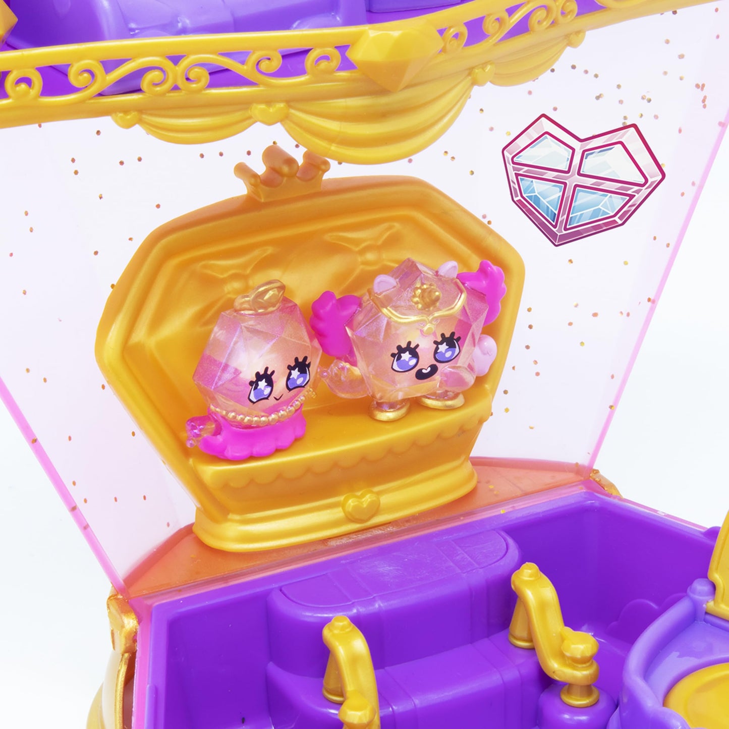 BANDAI Pinky Promise Diamond Palace Playset | Diamond Palace Playset Contains 2 Mini Playsets And 2 Exclusive Gemmy Friends | Combine Gems And Girls Jewellery For Customisable Wearable Fun