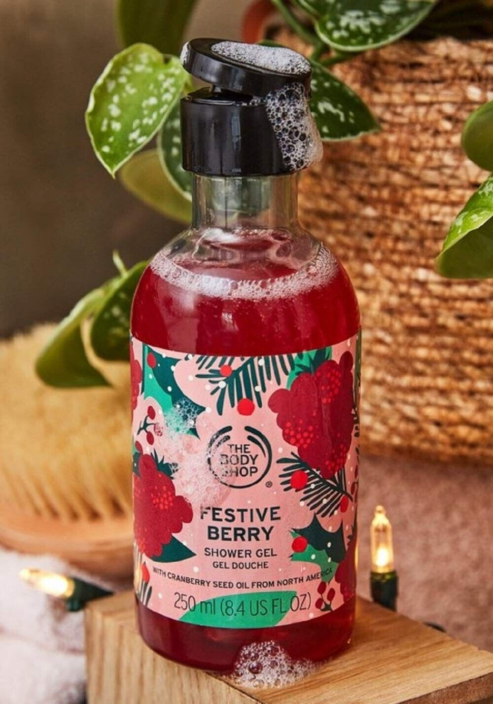 NEW!!! The Body Shop Festive Berry SHOWER GEL 250ml Special Edition 2020 