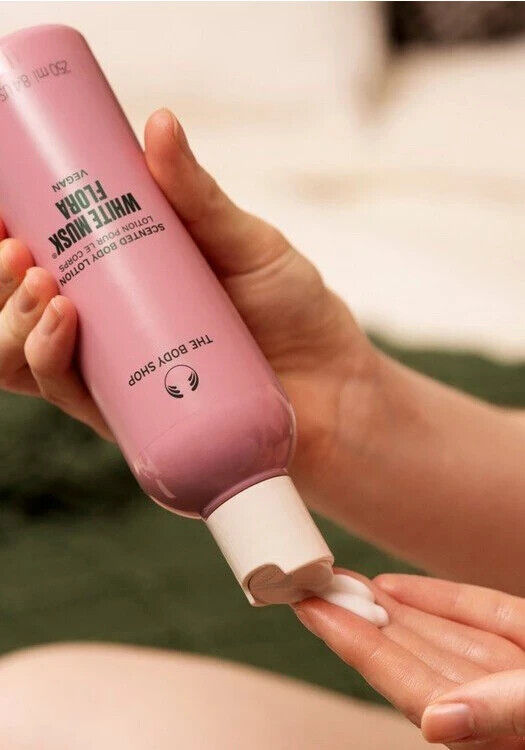 NEW!!! The Body Shop White Musk Flora scented Body Lotion 250ml
