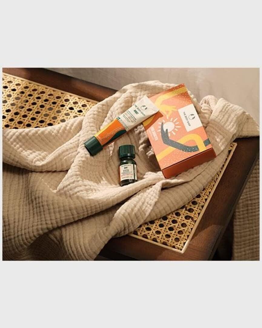 NEW!!! The Body Shop Duo Booster Discovery 2-Piece Set