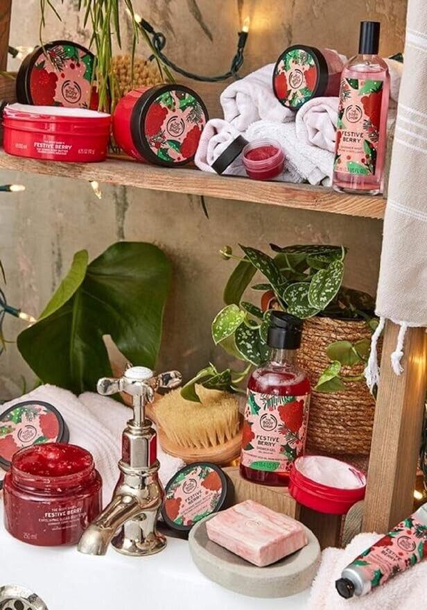 NEW!!! The Body Shop Festive Berry BODY BUTTER 200ml Special Edition 2020 