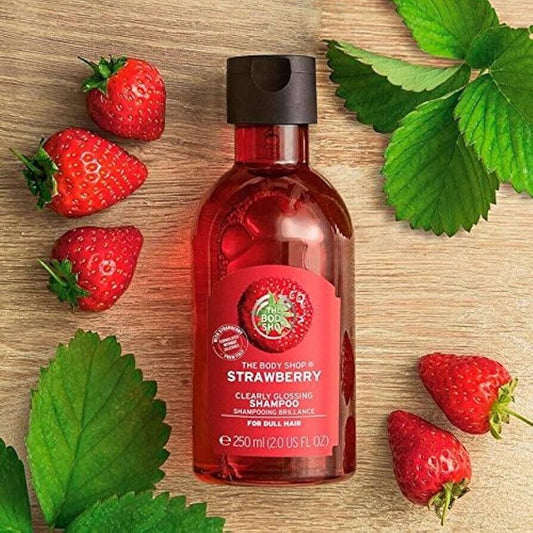 The Body Shop Strawberry Glossing Shampoo. 400ml DISCONTINUED