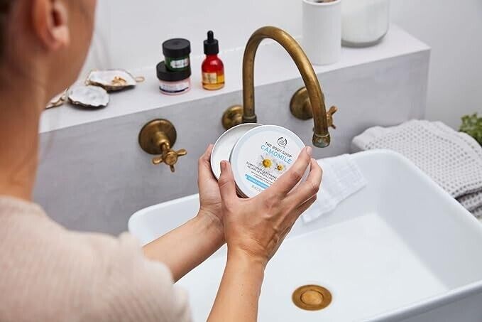 NEW!!! The Body Shop Camomile Sumptuous Cleansing Butter - 90ml
