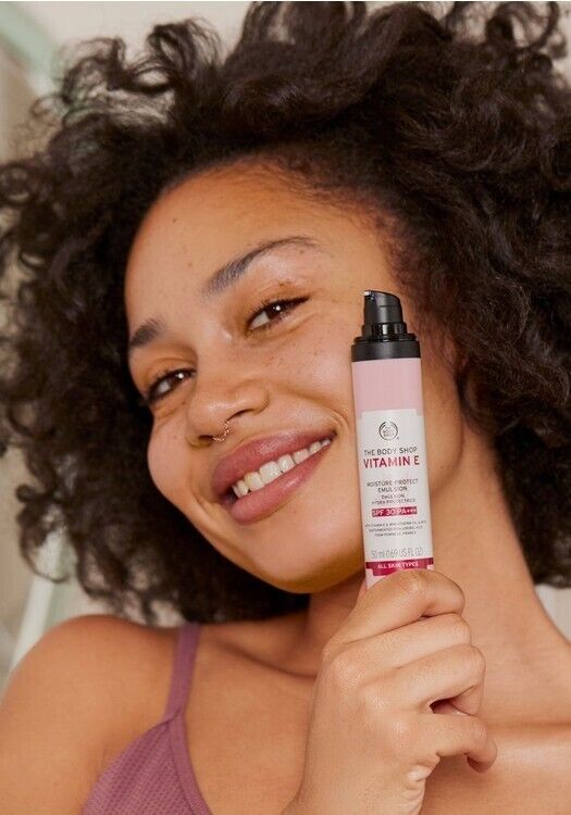 NEW!!! THE BODY SHOP VITAMIN E MOISTURE PROTECT EMULSION 50ML SPF 30