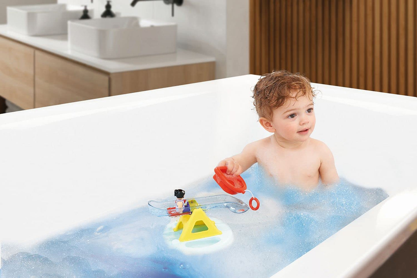 Playmobil 70635 1.2.3 AQUA Water Seesaw with Boat, educational toy, indoor and outdoor water toy, exciting and fun water play, fun imaginative role-play, playset suitable for children ages 1.5+